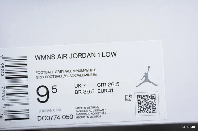 1 804 (W) Jordan University TopPick Blue Low DC0774- 0607